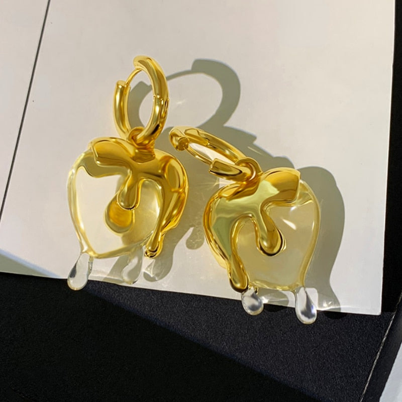 Goldene Herz-Tropfen-Ohrringe