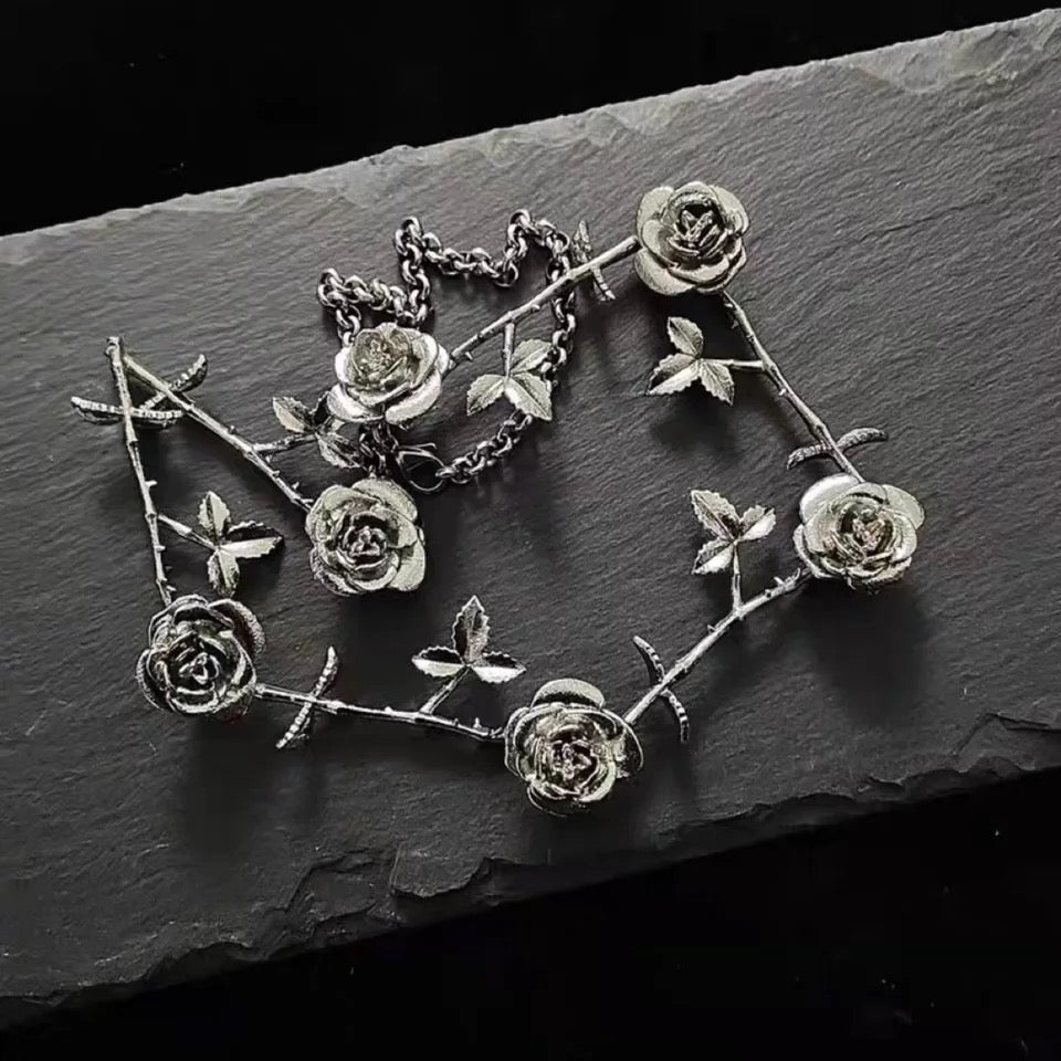 Dead Roses Choker Necklace