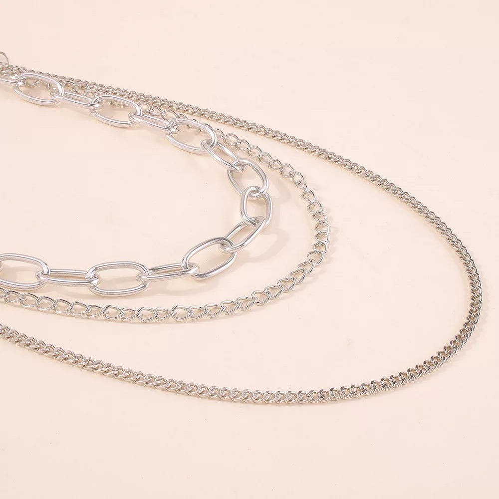 Klassische silberne Hosenkette